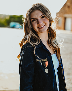 Headshot of 25-26 NWOSU PLC member Delphia Howell