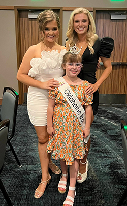 Miss Northwestern’s Teen 2025 Madeline Ryerson (left), Miss Northwestern’s Star 2025 Lawsyn Howard (center), and Miss Northwestern 2025 Jessica Davis (right), stop for a photo at Miss Oklahoma 2025.