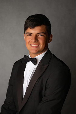 Haiden Thompson, Miami, Texas, sophomore majoring in biology