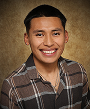 Headshot of Edgar Reyes