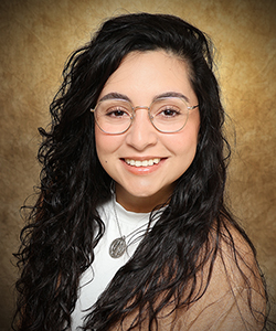 Guadalupe Melchor Headshot