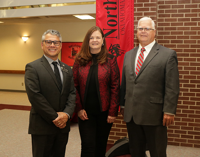 (Left) Dr. Wayne McMillin, Enid campus dean, met with several special guests who were in attendance at the Enid 25th anniversary including two past deans of the campus, (center) Dr. Cheryl Evans and Dr. Stephen Hilterbran.