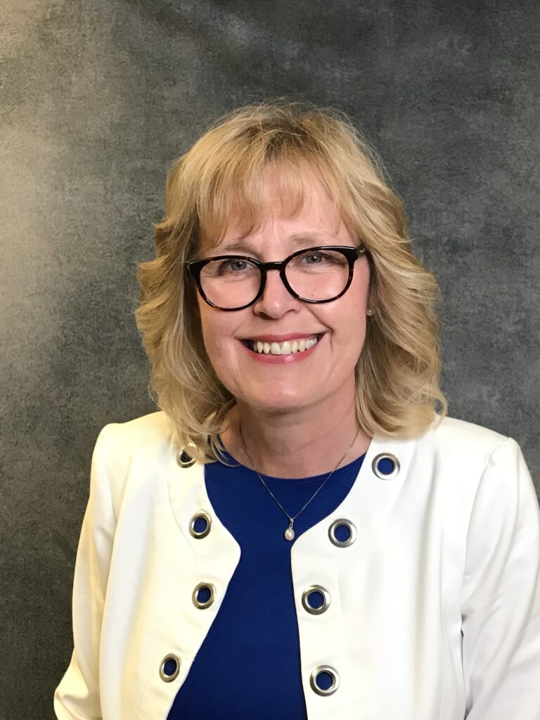 Dr. Mariann Braten Hall